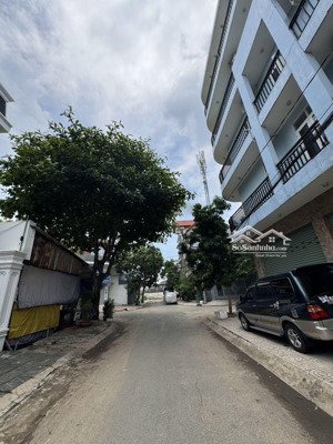 bán nhà, lê văn khương 92 m2, nhỉnh 6 tỷ hẻm xe hơi.lh ngà nhà thật q 12