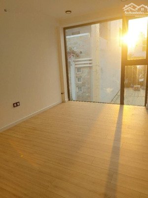 nhà đẹp 4tâng quận 5. sát trần hưng đạo, nguyễn trãi, bệnh viện chân thương chỉnh hình, chợ an đông