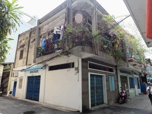 bán nhà căn góc 2 mặt đường xe tải, 62m2 vuông vắn, không lộ giới, giá hơn 9 tỷ