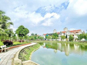 bán lô góc biệt thự cầu bươu 368m2 giá chỉ 166tr/m2, sổ đỏ đầy đủ, tiềm năng sinh lời