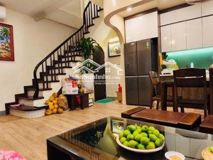 nhà đẹp 4 tầng 50m ra phố an hoà - mỗ lao - 42m2 - ô tô đỗ cửa - nhỉnh 8 tỷ.