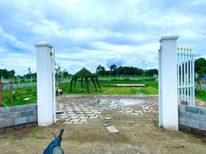 đất nhà vườn thổ cư nghỉ dưỡng 1200m2, 120m2 thổ cư nằm ngay trung tâm thị trấn gò dầu - tây ninh