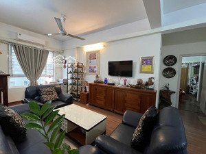 bán căn hộ 25 lạc trung 116m2, 3pn 2wc, có hợp đồng cho thuê