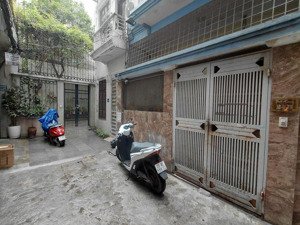 nhà phân lô phố yên lãng 47/50m2x4 tầg, mt4.5m, giá ~ 13.8 tỷ ngõ trước nhà 4m, nhà kcbt