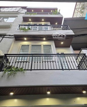 hàng hót - gara ô tô - phân lô- lê trọng tấn - thanh xuân