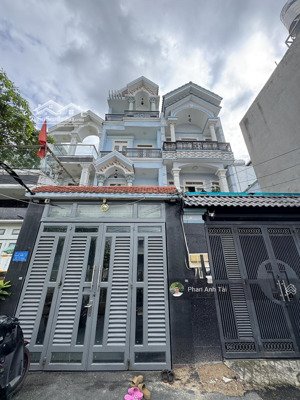 bán nhà riêng tại nguyễn duy cung, hẻm ô tô, 9,8 tỷ, 100m2, 5pn, 5wc