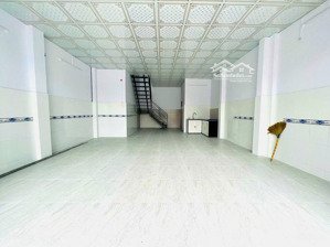 cho thuê mặt bằng kinh doanh mặt tiền đường nguyễn duy trinh p.long trường q9 tp thủ đức