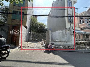 đất mặt tiền thủ khoa huân cách biển bãi trước 200m - ngang 8m - thích hợp xây khách sạn kd