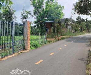 chính chủ bán 400m2 (10x40) đất thổ cư, giá bán ngộp 760 triệu, sát đường dh507, sổ hồng riêng