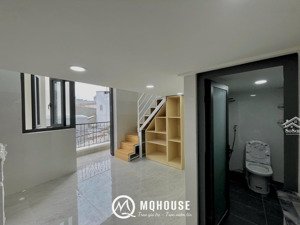 khai trương căn hộ duplex ban công, cửa sổ gần ngã tư bảy hiền mới 100%