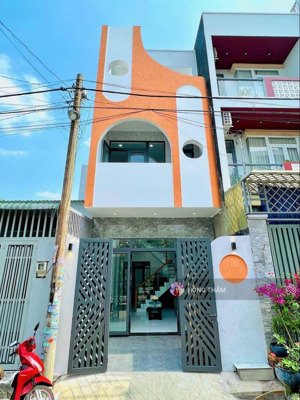 chính chủ bán nhà mới đẹp hxh đường trường lưu p. long trường quận 9 full nội thất giá 5.2 tỷ