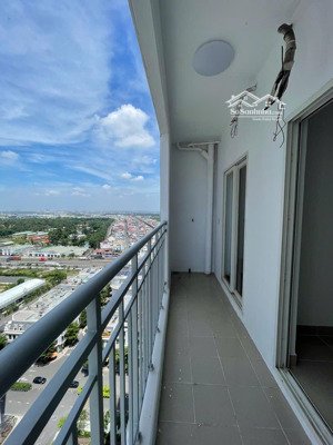 charm city dĩ an bán gấp căn hộ 3pn 2wc (93m2) giá: 2tỷ250 view thoáng mát