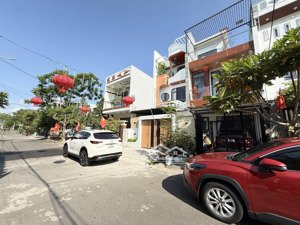 tôi cần bán lô đất tdc bá tùng - gần công viên - làng đại học đà nẵng