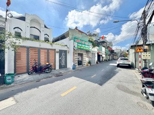 bán nhà mặt tiền nguyễn đức thiệu p. dĩ an, tp.hcm ngang 6m cực hiếm vị trí kinh doanh đẹp