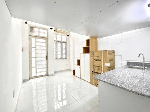 căn hộ duplex-ban công cửa sổ full nt-tân bình gần sân bay-công viên hoàng văn thụ-gia định-q3-q10