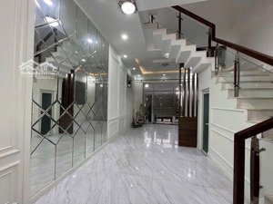 cho thuê nhà 662/ phan văn trị p10 3pn4vc (16tr) hẻm xe hơi