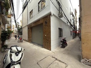 ngã tư giải phóng - lô góc - 3 mặt thoáng - mặt tiền 6.2m - dài 12m - ngõ thông ô tô vào nhà