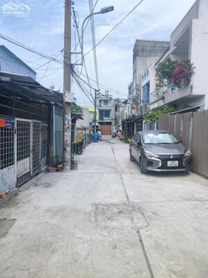 76M2 NHÀ CÓ GÁC HẺM XE TANK GẦN TRƯỜNG ĐH PHẠM NGỌC THẠCH