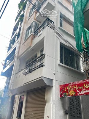 18 tỷ. nhà phố nguyễn xiển, lô góc 52m*7 tầng- thang máy- gara- ô tô tránh, đỗ cửa 24/7