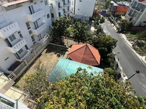 1 căn bđs sát biển cho nhà đầu tư kề bên dự án vin, villa rộng gần 800m2 thấp hơn cả giá đất