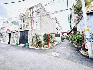 bán đất góc 2 mặt tiền hẻm quốc lộ 13, thủ đức. gần phở huỳnh trâm, shr xây dựng tự do