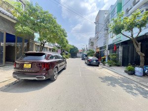 nhà 3 lầu giáp làng đại học quốc gia tp.hcm đông hòa 62m thổ cư giá 5,3 tỷ