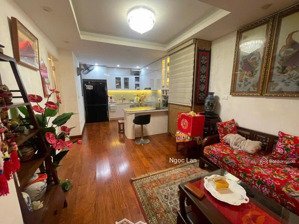 bán nhà tập thể phố vọng đức -tràng tiền - hoàn kiếm 105 m2 sử dụng sổ đỏ full, vài bước ra hồ gươm