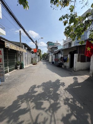 nhà 62m (4.5x13) mt đường 41 , bình trưng đông , q2 (6ty980)