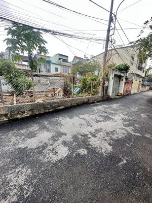 [4,7 tỷ lô đất ngang 6,5m đường ô tô tải ngay ch the cbd đối diện tthc q2]