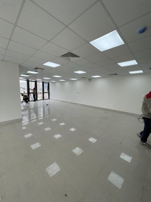cho thuê sàn văn phòng 150m2 sử dụng giá chỉ 22tr/tháng tại cầu giấy