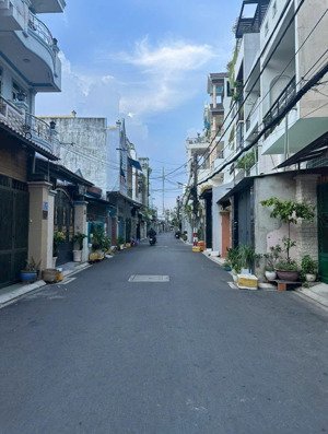 nhà 1/ đường số 15 p.bhh bình tân.dt:4x15m, c4.hẻm nhựa 7m