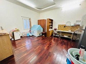 chủ giảm 2 tỷ , 22,5 tỷ , 90m2 ,hoàng quốc việt , vp/cty , cách mp 30m ,