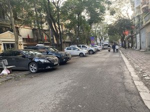 bán nhà văn quán hà đông phân lô, gara oto, kinh doanh tốt, dt110m2 x5tầng , giá chỉ 31 tỷ