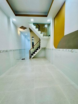 nhà mới gần mt lưu hữu phước q8 hẻm thông, 1 trệt 2 lầu, 4pn, giá 4.95 tỷ