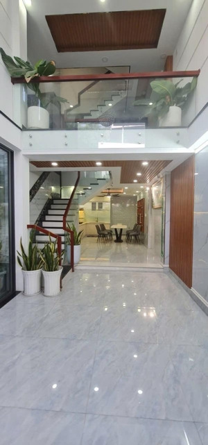 siêu phẩm tân bình sát cộng hòa 68m2 5 tầng btct full nội thất 7.8t.ỷ