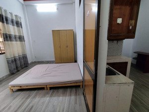 1pn tách bếp ban công + cửa sổ.ng trọng tuyển pn