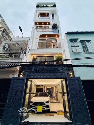 chính chủ bán nhà phan kế bính-đakao-q1, gần đại học kinh tế. 4tỷ5 dt 74m2 đang cho thuê 28tr/th