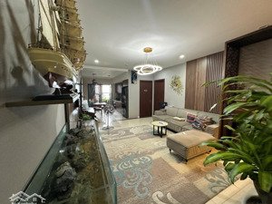 bán gấp giá 50 triệu -- căn góc chung cư ct1 văn khê tầng trung 134m - 3 ngủ -- 2 ban công