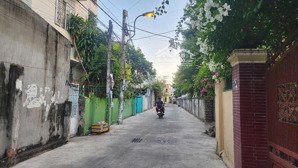 337,8m2 ngang 9m chỉ 70tr/m2. gần biển. đường hải nam. đang cho thuê 15tr/th. vĩnh hải. nha trang