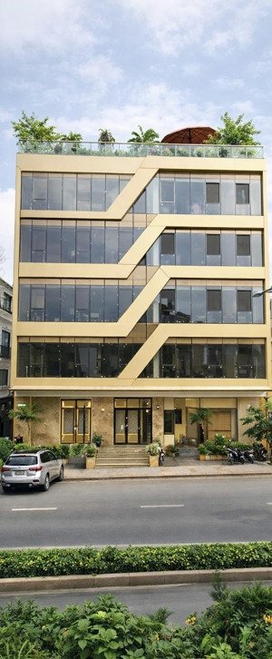 siêu phẩm mặt phố quận ba đình 8 tầng thang máy lô góc ô tô đua mặt tiền miên man 15m