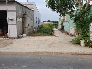 cần bán đất đất mặt tiền - chính chủ - phước lại, cần giuộc, long an