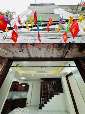 (10)trung tâm ba đình lô góc nở hậu - hiếm- công năng đầy đủ - ngõ rộng thoáng - gần ô tô