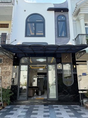 nhà 1 trệt lầu siêu đẹp mới hoàn thiện - đường số 8 khu văn hoá tây đô - p cái răng - tp cần thơ