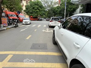 phố khúc thừa dụ 250m2 mặt tiền 8m 120 tỷ đường thông hè rộng