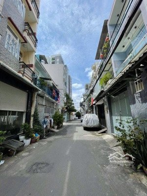 xe hơi đậu cửa, đường lê đức thọ, gò vấp. 4x11m. 2 tầng. chỉ 4tỷ5.