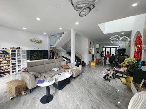 mặt tiền đường số - phường tân hưng-ngang 7m - cách chợ tân quy 500m-4 tầng- 17 tỷ