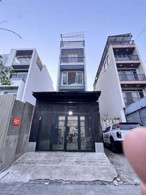 chính chủ cho thuê nhà mặt tiền kênh tân hoá đối diện đầm sen [4m x 22m] 3lầu - 4pn - 6wc