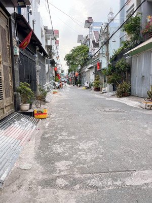 bình tân giáp tân phú, bán nhà gần aeon , cổng kcn tân bình-2 tầng hẻm7m xh trong nhà hơn 4tỷ