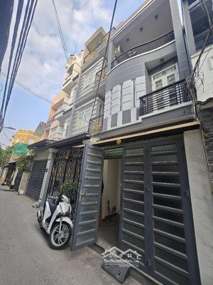 b.án nhà hẻm 1135 huỳnh tấn phát hẻm xe hơi tận nhà thông tứ tung sổ riêng