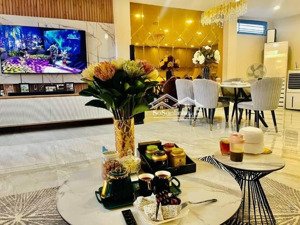 bán nhà hẻm vip hxh võ văn tần, p5, q3 dt:4x18m, trệt, 2 lầu, giá 18,5 tỷ tl